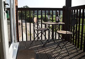 Damerons Farm Cottages