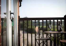 Damerons Farm Cottages