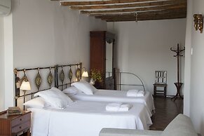 Lo Palauet de la Muralla
