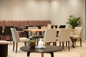 Athens Platinum Rooms and Suites