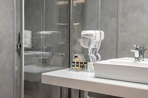 Athens Platinum Rooms and Suites