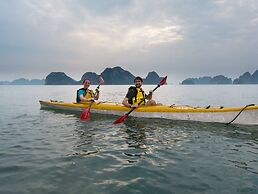 Halong Sapphire Cruise