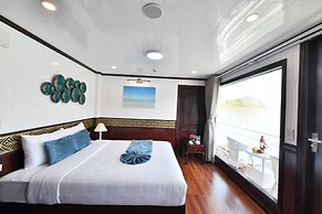 Halong Sapphire Cruise