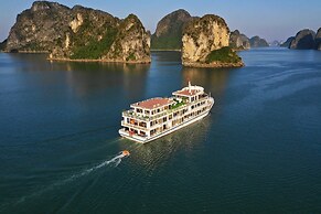 Halong Sapphire Cruise