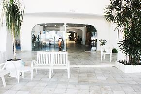 Enseada Palace Hotel