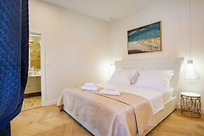 Split Best4Stay Luxury Rooms