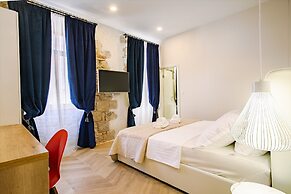 Split Best4Stay Luxury Rooms