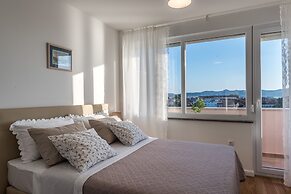 Amazing View Apartment