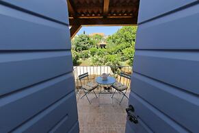 Stone House Apartment