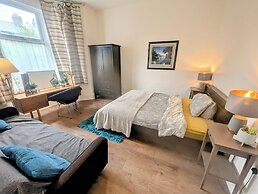 TopHome Stoke Newington