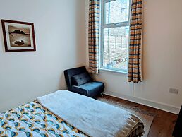 TopHome Stoke Newington