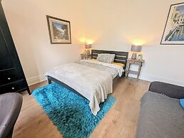 TopHome Stoke Newington