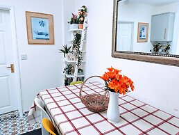 TopHome Stoke Newington