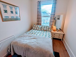 TopHome Stoke Newington