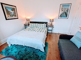 TopHome Stoke Newington