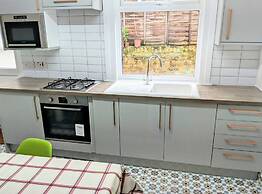 TopHome Stoke Newington