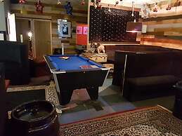 Manchester Party Pad