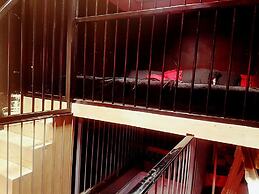 Manchester Party Pad