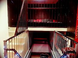 Manchester Party Pad