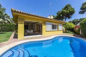 Villa Duque Los Monteros Marbella