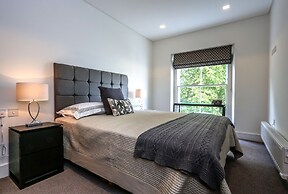 London Villa - 20 Princes Square