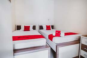 RedDoorz Plus near Semanggi