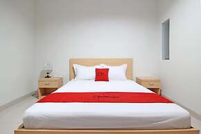 RedDoorz near AMIKOM Yogyakarta