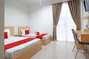 RedDoorz near AMIKOM Yogyakarta