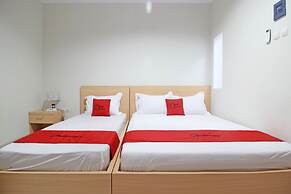 RedDoorz near AMIKOM Yogyakarta