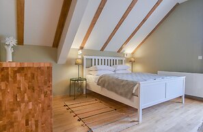 Peacock Boutique Apartments