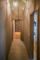 Peacock Boutique Apartments