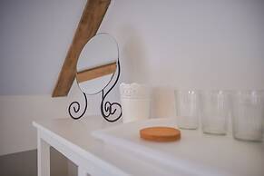 Peacock Boutique Apartments