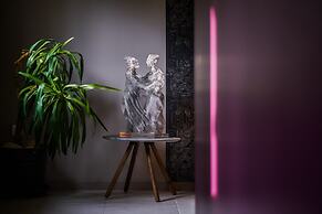 Peacock Boutique Apartments