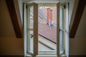 Peacock Boutique Apartments