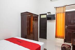 RedDoorz near Banyuwangi Baru Station