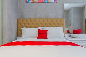 RedDoorz Premium @ The Batik Hotel Moh. Toha