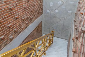 RedDoorz Premium @ The Batik Hotel Moh. Toha