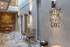 RedDoorz Premium @ The Batik Hotel Moh. Toha