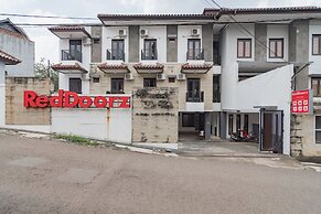 RedDoorz @ Dago Asri 3