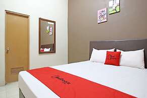 RedDoorz near Pojok Beteng Prawirotaman