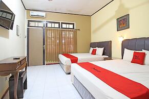 RedDoorz near Pojok Beteng Prawirotaman