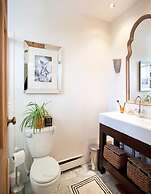 Castro Central Apartment