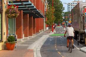 Central Victoria A Apartment