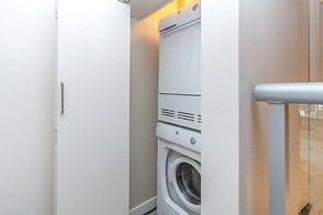 Central Victoria A Apartment