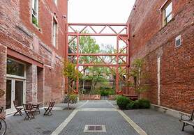 Central Victoria A Apartment