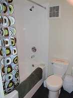 Central Victoria B Apartment