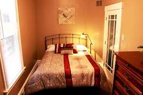 Cole Valley Lower Apartment