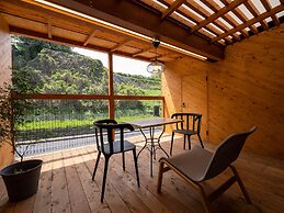 SUMITSUGU HOUSE West