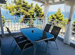 Aelia Sea View Studios