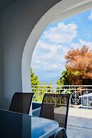 Aelia Sea View Studios